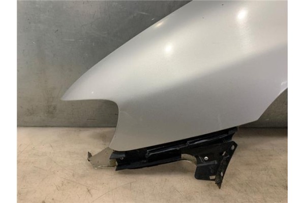 Recambio de aleta delantero izquierda para seat cordoba berlina (6k2) 1.6 referencia OEM IAM 6K0821021D  