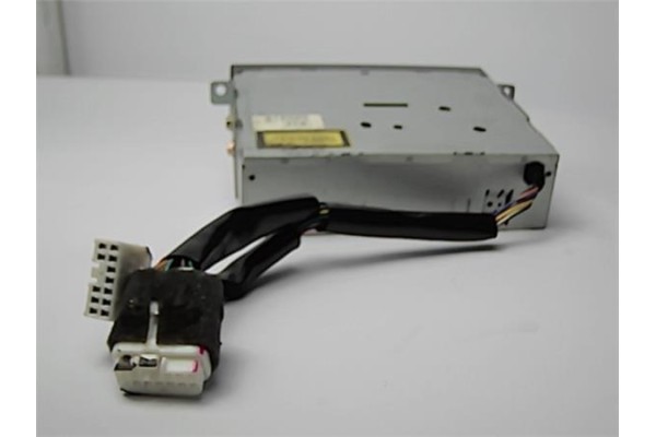 Recambio de cargador cd para toyota corolla (e12) 2.0 d-4d referencia OEM IAM 0860100906  