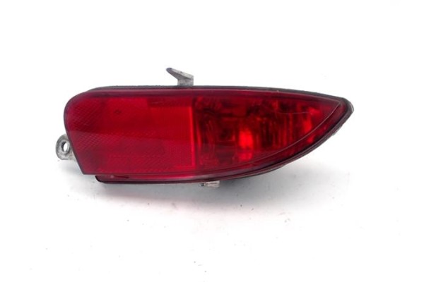 Recambio de piloto antiniebla trasero derecho para opel corsa c 1.7 cdti referencia OEM IAM 13118663  