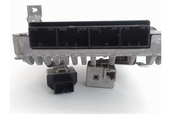 Recambio de centralita para toyota prius (nhw20) híbrido basis referencia OEM IAM (89540-47130)  