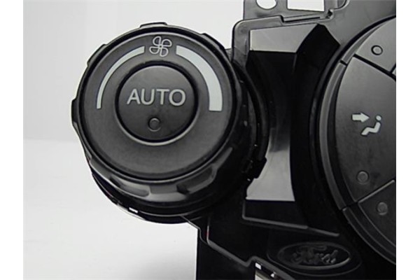 Recambio de mandos climatizador para ford fiesta vi 1.4 referencia OEM IAM 9A6T18C612  