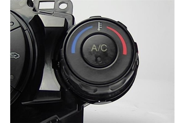 Recambio de mandos climatizador para ford fiesta vi 1.4 referencia OEM IAM 9A6T18C612  