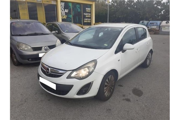 opel corsa d del año 2014