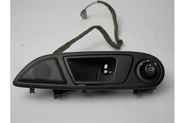 Recambio de manilla int. puerta delantero izquierda para ford fiesta vi 1.4 referencia OEM IAM 8A61A260AFW  