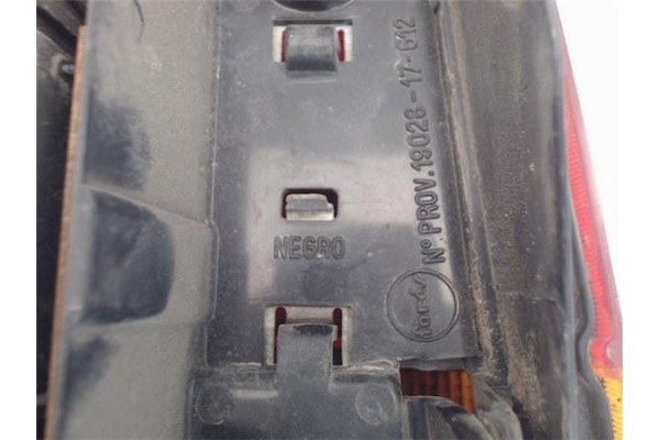 Recambio de piloto trasero izquierdo para seat panda (141a) referencia OEM IAM 1902817612  