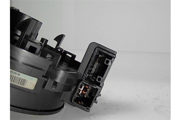 Recambio de anillo contacto volante para opel insignia berlina 2.0 cdti referencia OEM IAM 5199395  