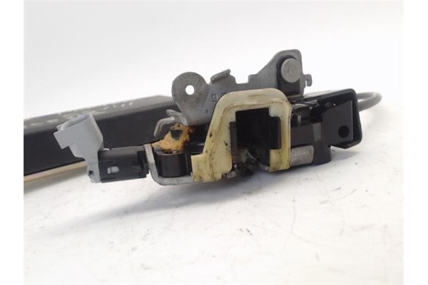 Recambio de cierre electromagnetico porton para land rover discovery 2.7 td referencia OEM IAM FQR500080  