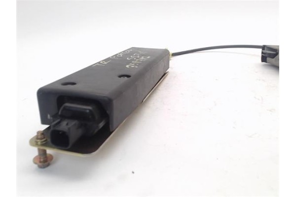Recambio de cierre electromagnetico porton para land rover discovery 2.7 td referencia OEM IAM FQR500080  