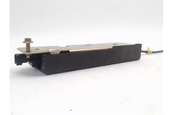 Recambio de cierre electromagnetico porton para land rover discovery 2.7 td referencia OEM IAM FQR500080  