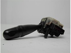 Recambio de mando limpiaparabrisas para toyota corolla (e12) 2.0 d-4d referencia OEM IAM 173647  