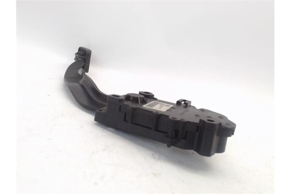 Recambio de pedal acelerador para land rover discovery 2.7 td referencia OEM IAM SLC500031PVJ  