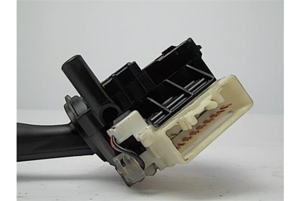 Recambio de mando intermitencia para toyota corolla (e12) 2.0 d-4d referencia OEM IAM 1736483  