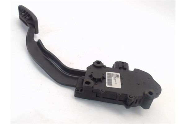 Recambio de pedal acelerador para land rover discovery 2.7 td referencia OEM IAM SLC500031PVJ  