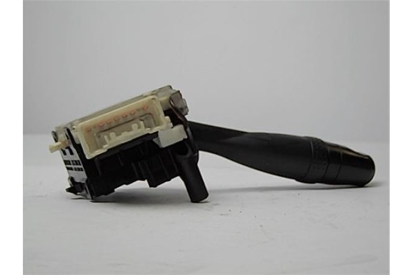 Recambio de mando intermitencia para toyota corolla (e12) 2.0 d-4d referencia OEM IAM 1736483  