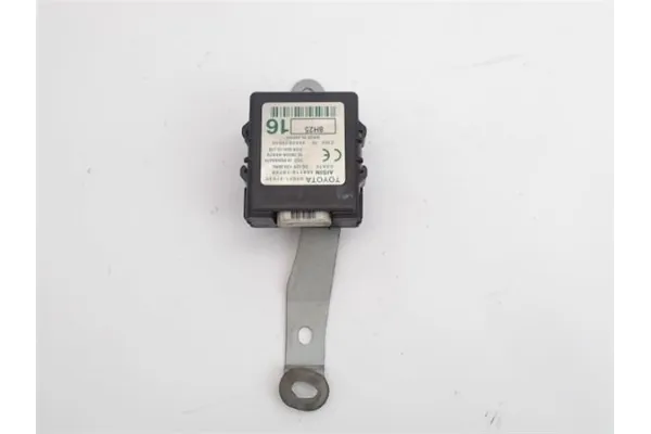Recambio de centralita cierre puerta delantero izquierda para toyota prius (nhw20) híbrido basis referencia OEM IAM (89991-47030