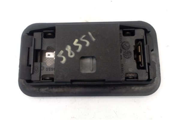 Recambio de luz interior techo para fiat scudo furgón (220l) 2.0 jtd referencia OEM IAM 1479269899  