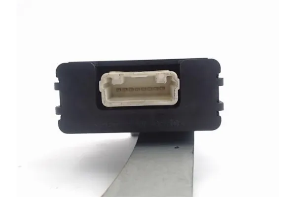 Recambio de centralita cierre puerta delantero izquierda para toyota prius (nhw20) híbrido basis referencia OEM IAM (89991-47030
