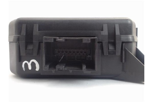 Recambio de centralita cierre para fiat stilo (192) 1.8 16v dynamic referencia OEM IAM 51711369 NPP 1/F192 