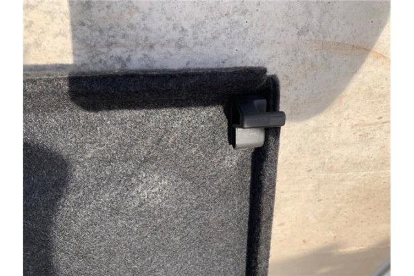 Recambio de bandeja trasero para toyota corolla (e12) referencia OEM IAM 6433412360  