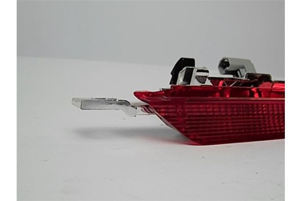Recambio de luz central de freno para toyota corolla (e12) 2.0 d-4d referencia OEM IAM 52023  