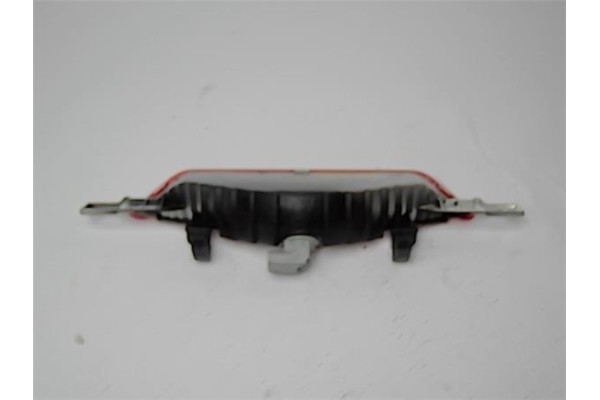 Recambio de luz central de freno para toyota corolla (e12) 2.0 d-4d referencia OEM IAM 52023  