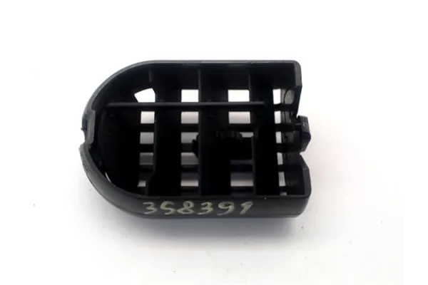 Recambio de tobera izquierda ventilacion salpicadero para opel corsa c 1.7 cdti referencia OEM IAM 90535120 24403711 