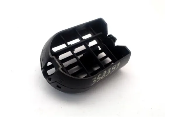 Recambio de tobera izquierda ventilacion salpicadero para opel corsa c 1.7 cdti referencia OEM IAM 90535120 24403711 