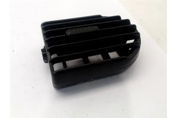 Recambio de tobera derecha ventilacion salpicadero para opel corsa c 1.7 cdti referencia OEM IAM 90535120 24403711 