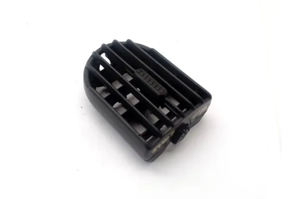 Recambio de tobera derecha ventilacion salpicadero para opel corsa c 1.7 cdti referencia OEM IAM 90535120 24403711 