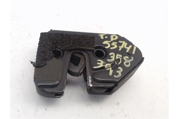 Recambio de cerradura porton para land rover discovery 2.7 td referencia OEM IAM CWC500020  