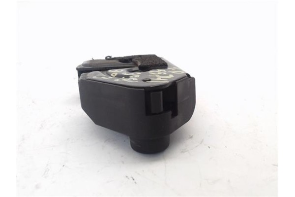 Recambio de cerradura porton para land rover discovery 2.7 td referencia OEM IAM CWC500020  