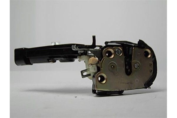 Recambio de cerradura puerta trasero derecha para toyota corolla (e12) 2.0 d-4d referencia OEM IAM 6905012350  