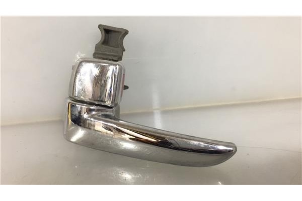 Recambio de manilla int. puerta trasero izquierda para mazda 6 berlina (gg) 1.8 active (4-ptas.) referencia OEM IAM GJ6A59330E  