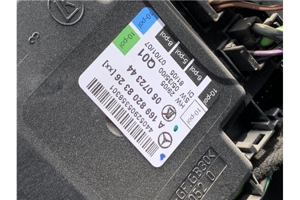 Recambio de puerta delantero izquierda para mercedes-benz clase a (bm 169) 2.0 a 180 cdi (169.007) referencia OEM IAM A169720210