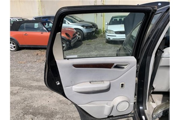 Recambio de puerta trasero izquierda para mercedes-benz clase a (bm 169) 2.0 a 180 cdi (169.007) referencia OEM IAM A1697301905 