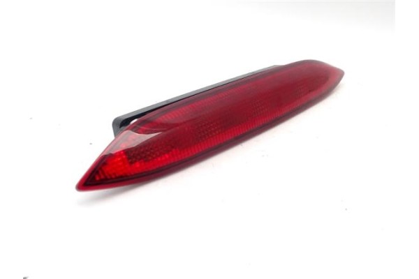 Recambio de luz central de freno para mitsubishi colt cz3 berl. 5 (z30a) 1.1 inform (d) referencia OEM IAM MR957379  