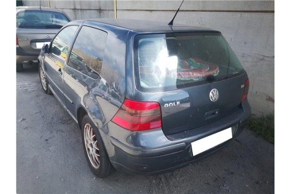 volkswagen golf iv berlina (1j1) del año 2001