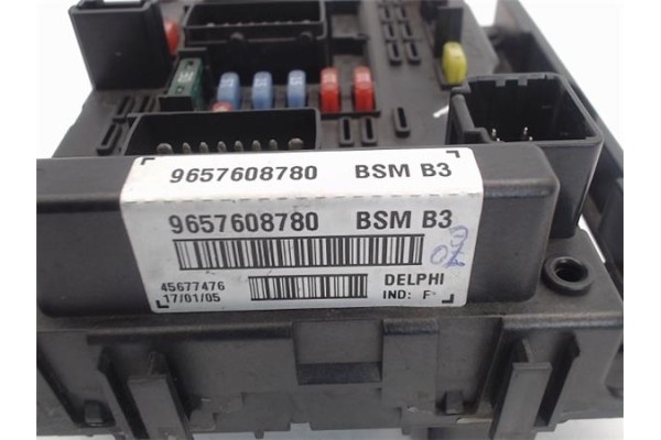 Recambio de caja fusibles/rele para peugeot 206 1.4 xr referencia OEM IAM 9657608780 45677476/BSM-B3 