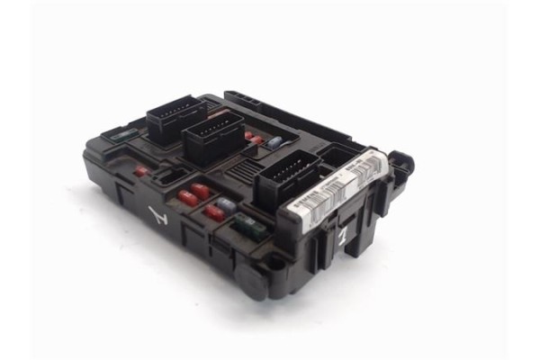 Recambio de caja fusibles/rele para citroen berlingo 1.6 hdi 75 sx plus combi referencia OEM IAM 9650618580 U118470002J/BSM-B2 