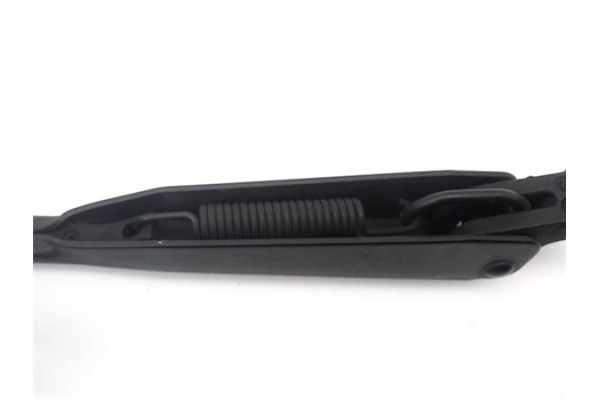 Recambio de brazo limpiaparabrisas delantero derecho para opel combo (corsa c) 1.7 dti 16v referencia OEM IAM 09225631  