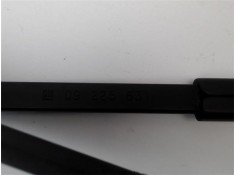 Recambio de brazo limpiaparabrisas delantero derecho para opel combo (corsa c) 1.7 dti 16v referencia OEM IAM 09225631  