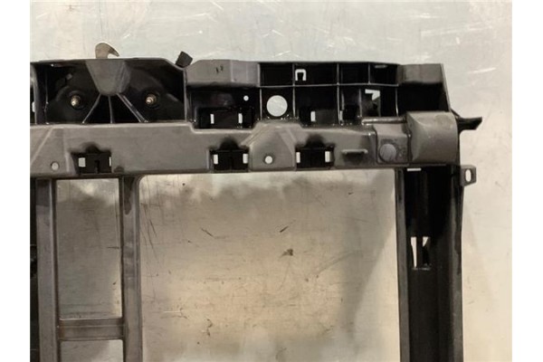 Recambio de frente delantero para citroen c3 1.1 i referencia OEM IAM 7104FP  