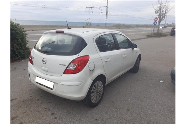 opel corsa d del año 2014