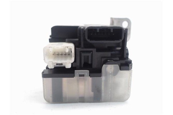 Recambio de clausor para toyota prius (nhw20) híbrido basis referencia OEM IAM 628399-000  