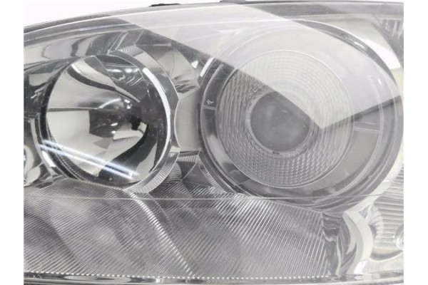 Recambio de faro delantero izquierdo para ford mondeo iii (b5y) 2.0 tdci referencia OEM IAM 301174271 1307329064 