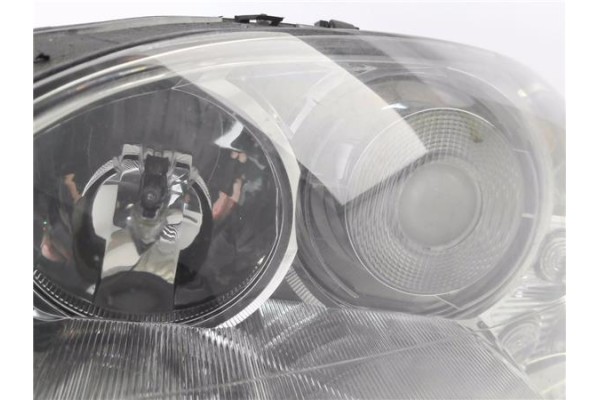 Recambio de faro delantero izquierdo para ford mondeo iii (b5y) 2.0 tdci referencia OEM IAM 301174271 1307329064 