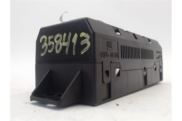 Recambio de pantalla para opel corsa d 1.3 cdti referencia OEM IAM 13373979  