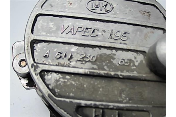Recambio de depresor freno para renault clio ii (xbo) 1.4 16v 95cv referencia OEM IAM A6112300265  