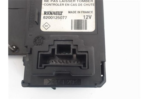 Recambio de clausor para renault scenic ii (jm) 1.5 dci (jm1f) referencia OEM IAM 8200125077  