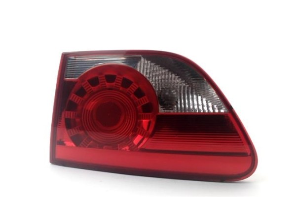Recambio de piloto porton trasero derecho para seat altea xl (5p5) 1.9 family referencia OEM IAM 5P8945094D  